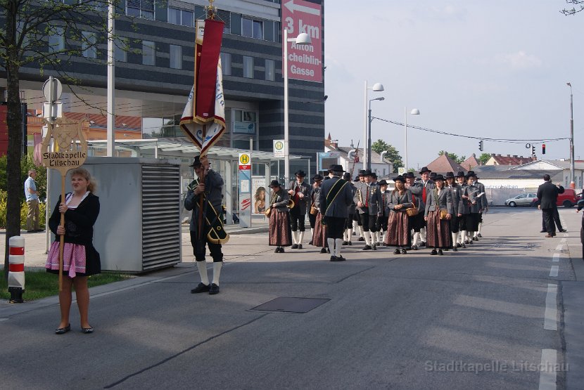 2011_04_28 Maibaumaufstellen in St. Poelten (10)